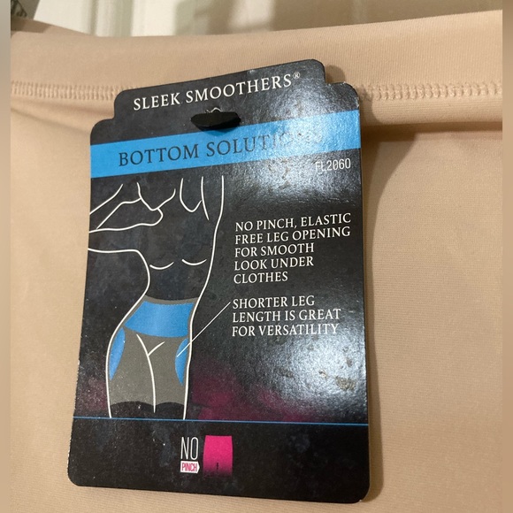 Maidenform 2X Slip Shorts - Picture 5 of 9